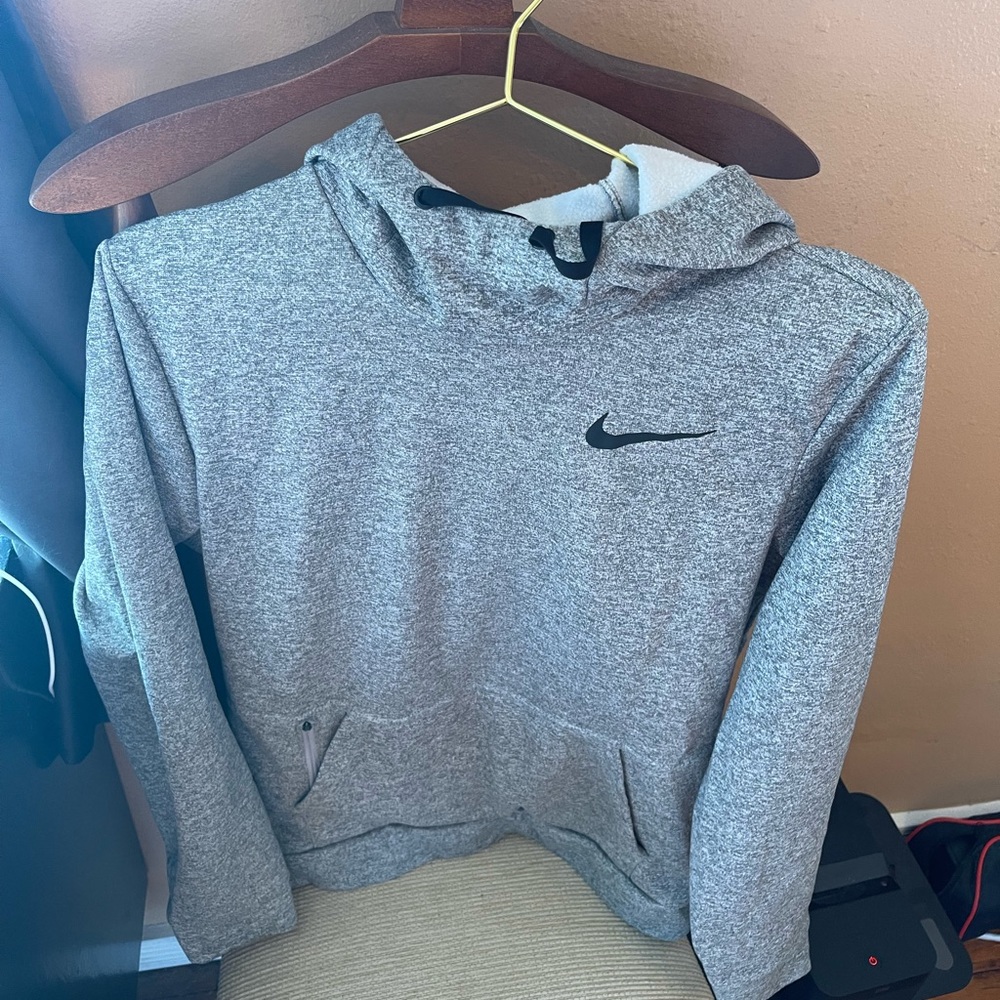 Men’s Small Nike Pullover / Sweatshirt